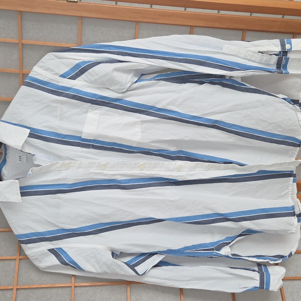 Gap Vintage White and Blue Striped Casual Shirt